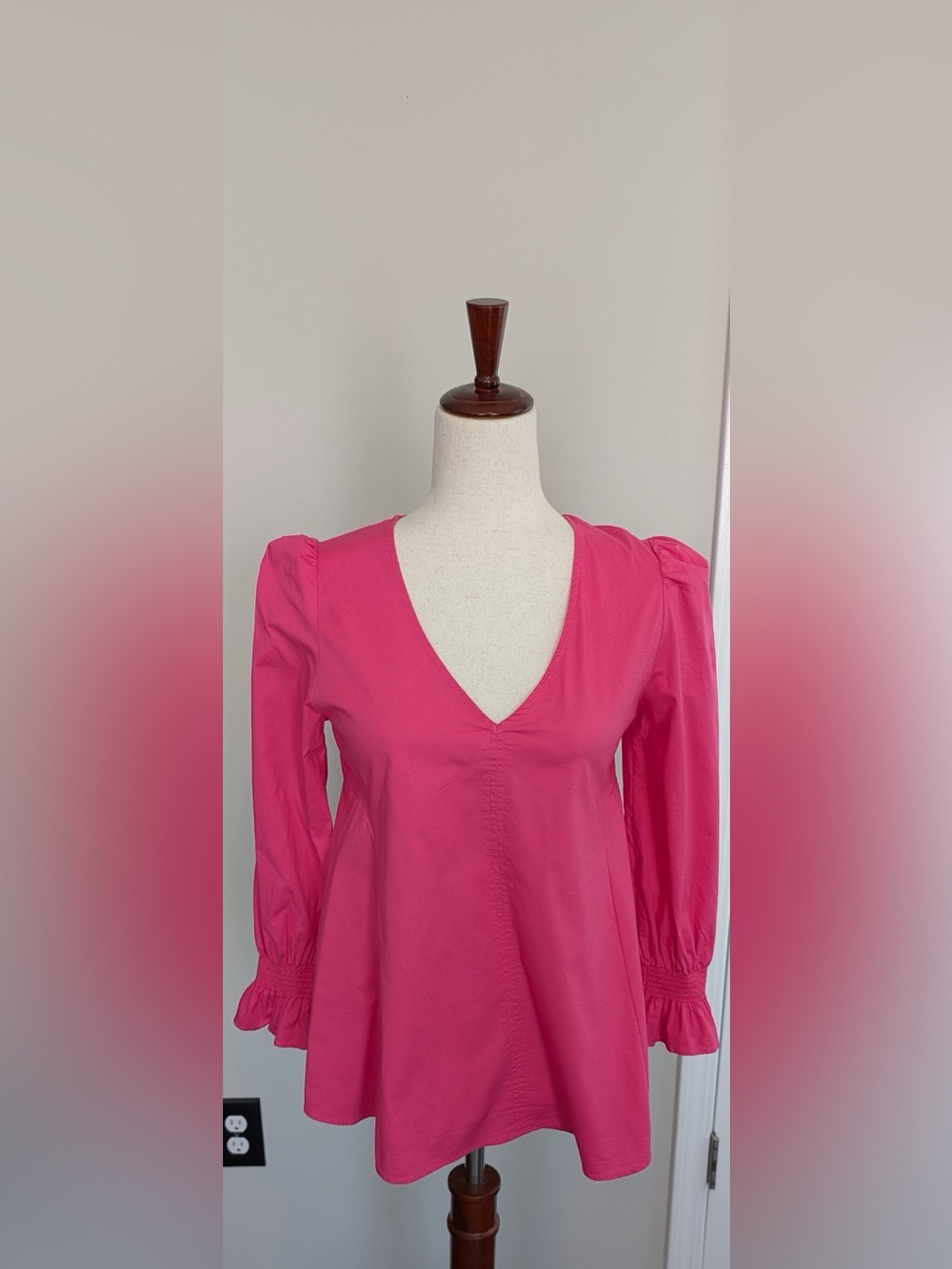 Tuckernuck Pomander Place Easton V-Neck Pullover Puff Sleeve Blouse Size Small